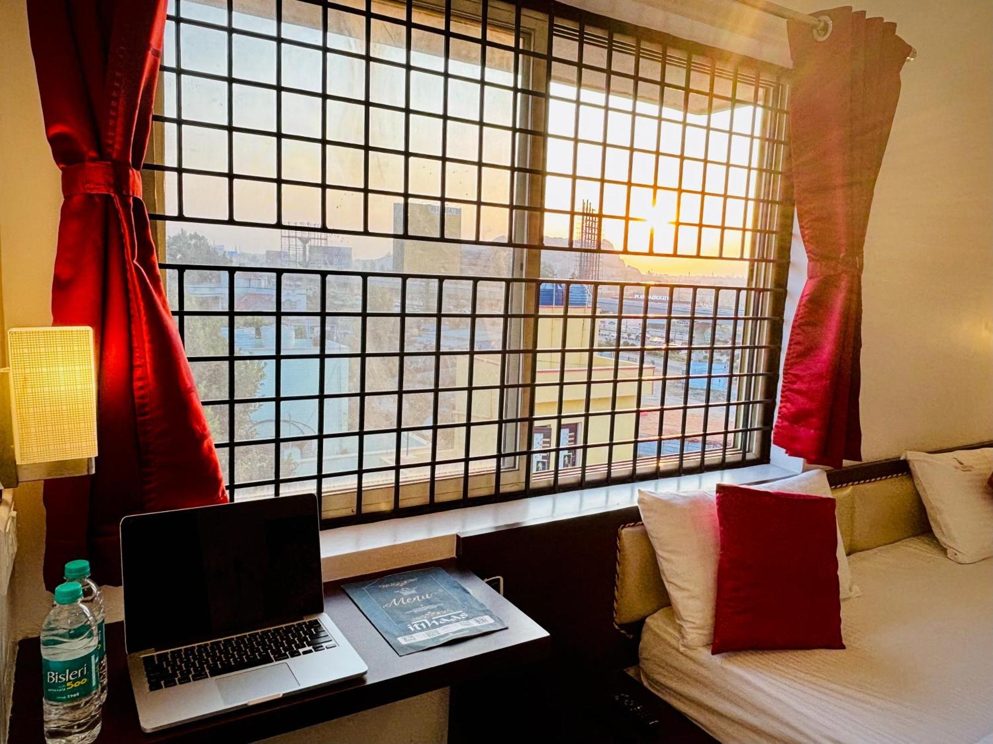 Sai Shreyas Residency, Best Hotel Near Bangalore Airport Dod Jala Extérieur photo